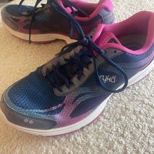 Ryka Devo Plus 2 Sneakers size 8.5 Women’s,